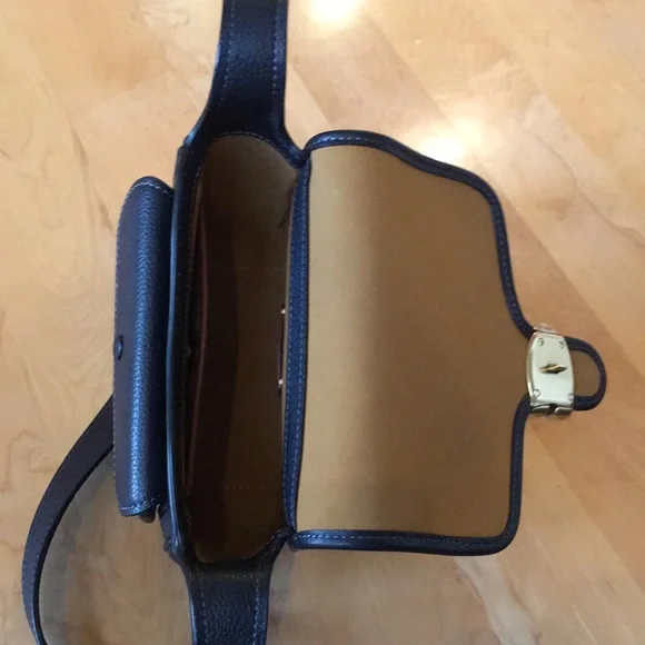 COACH | Tabby Messenger 19 Black Pebbled Leather - Picture 15 of 17